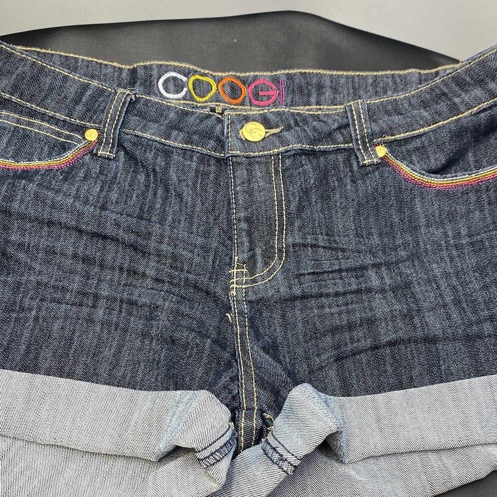 COOGI Dark Blue Denim Shorts with Rainbow Logo Trim waist 34 inches